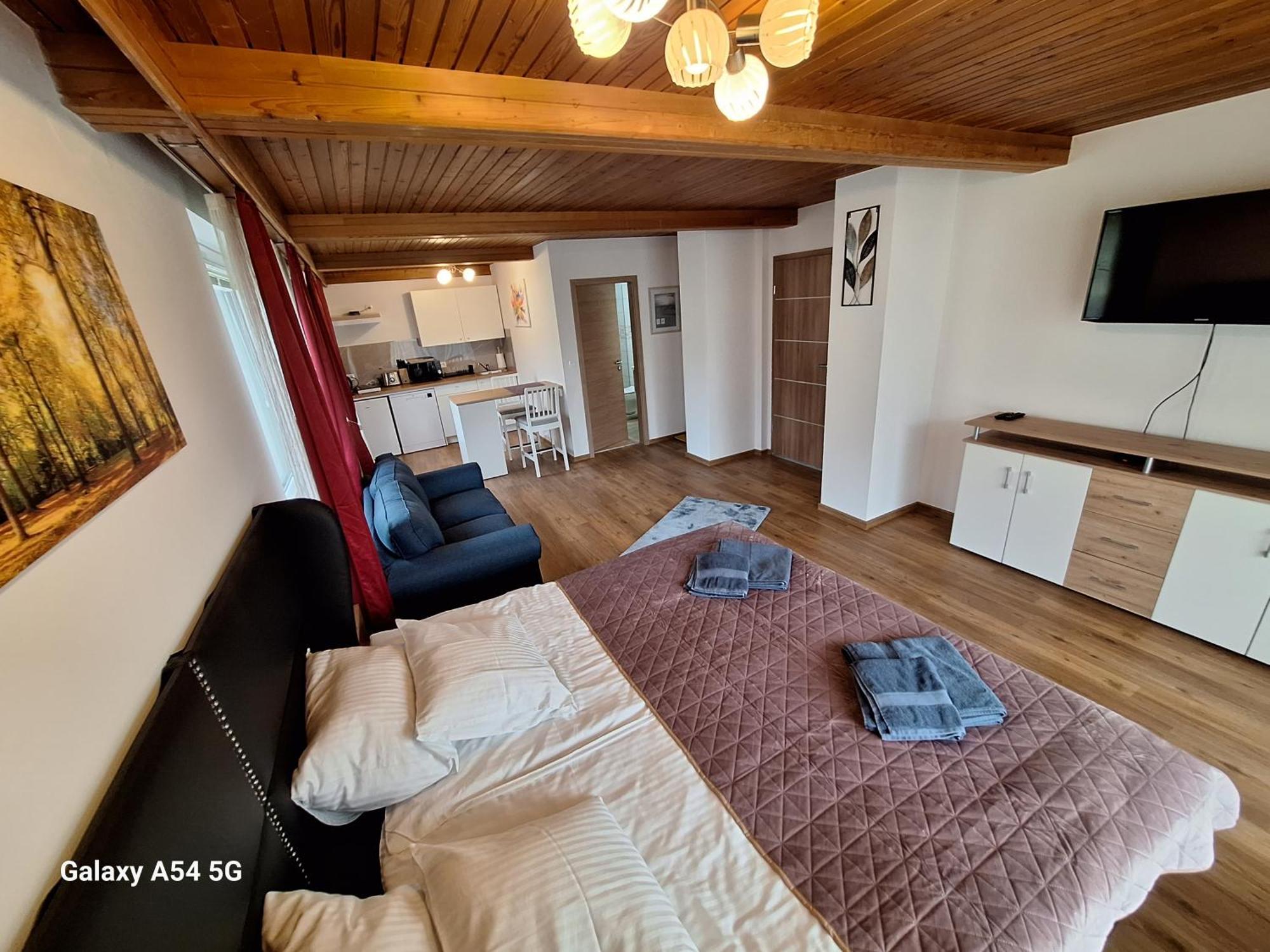 Apartment Petek Блед Екстериор снимка