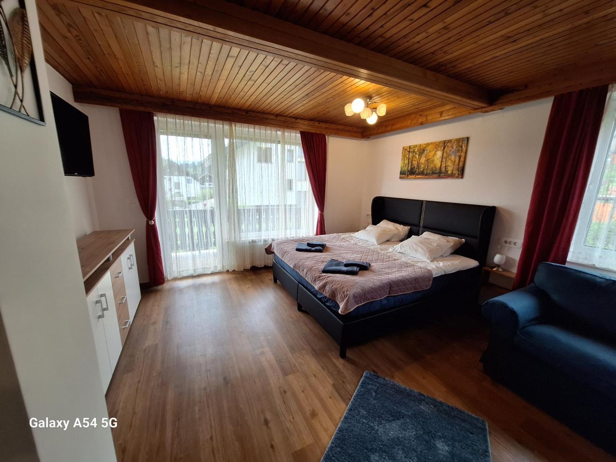 Apartment Petek Блед Екстериор снимка